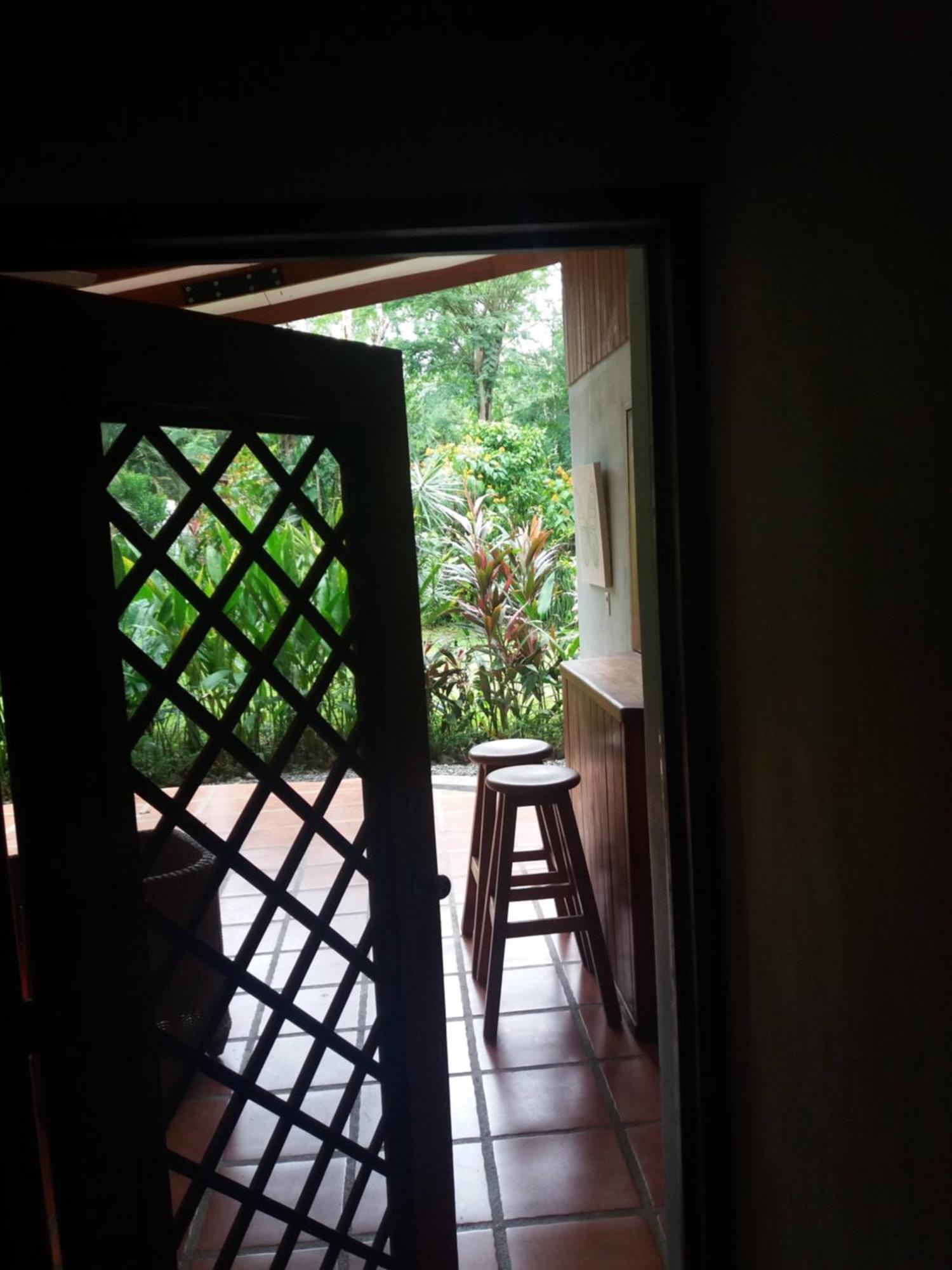 Los Delfines Lodge Puerto Viejo de Talamanca Экстерьер фото